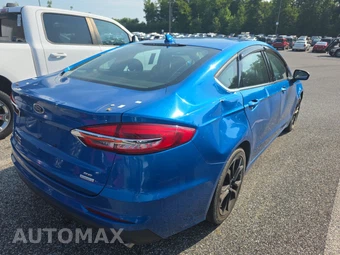 2019 Ford Fusion SE – miniatura 4