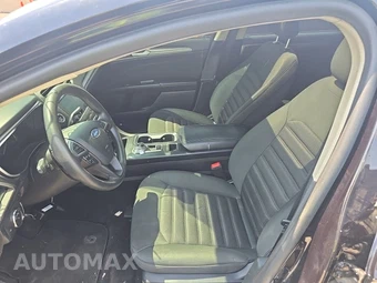 2019 Ford Fusion SE – miniatura 7