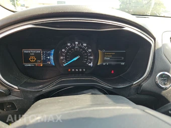 2019 Ford Fusion SE - miniatura 12