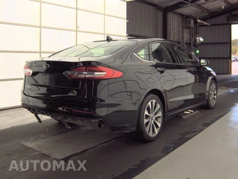 2019 Ford Fusion SE - miniatura 4