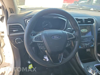 2019 Ford Fusion SE – miniatura 10