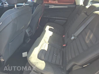 2019 Ford Fusion SE – miniatura 13