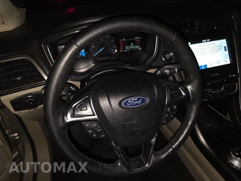 2019 Ford Fusion SEL – miniatura 10