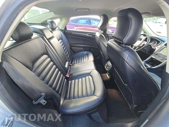 2019 Ford Fusion SEL – miniatura 16