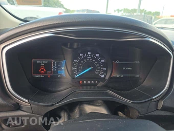 2019 Ford Fusion SEL – miniatura 9