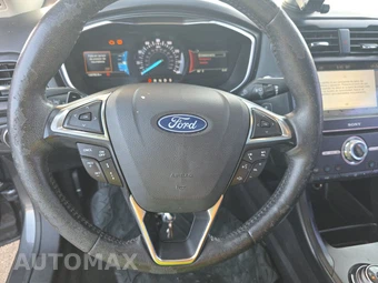 2019 Ford Fusion Titanium - miniatura 10