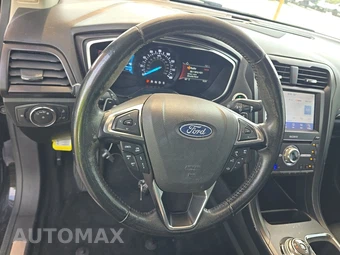 2019 Ford Fusion Titanium - miniatura 10