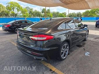 2019 Ford Fusion Titanium - miniatura 4