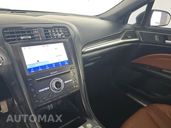 2019 Ford Fusion Titanium – miniatura 11