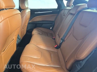2019 Ford Fusion Titanium – miniatura 13