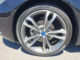 2019 Ford Fusion Titanium – miniatura 22
