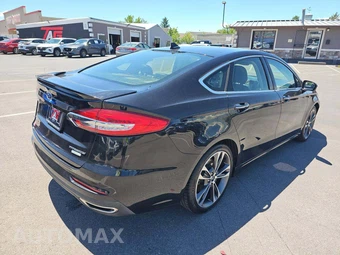 2019 Ford Fusion Titanium – miniatura 3