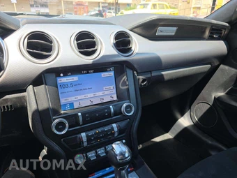 2019 Ford Mustang EcoBoost Coupe – miniatura 10