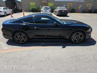2019 Ford Mustang EcoBoost Coupe – miniatura 4