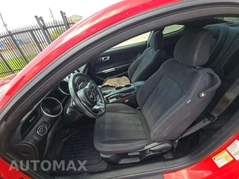2019 Ford Mustang EcoBoost Coupe – miniatura 3