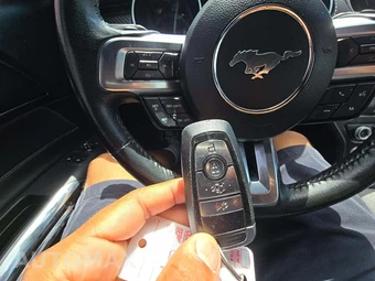 2019 Ford Mustang EcoBoost Coupe – miniatura 5