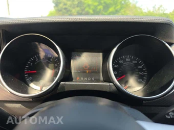 2019 Ford Mustang EcoBoost Coupe - miniatura 9