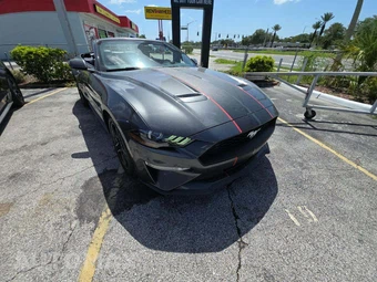 2019 Ford Mustang EcoBoost Premium Convertible - miniatura 4