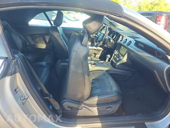 2019 Ford Mustang EcoBoost Premium Convertible – miniatura 8