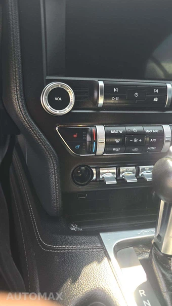 2019 Ford Mustang EcoBoost Premium Convertible – miniatura 24