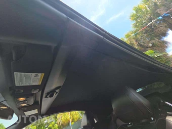 2019 Ford Mustang EcoBoost Premium Convertible - miniatura 11