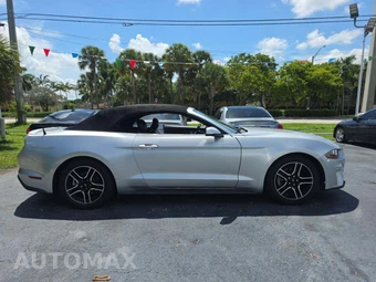 2019 Ford Mustang EcoBoost Premium Convertible - miniatura 4