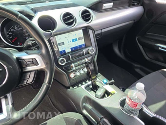 2019 Ford Mustang GT Coupe - miniatura 10