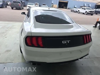 2019 Ford Mustang GT Coupe - miniatura 5