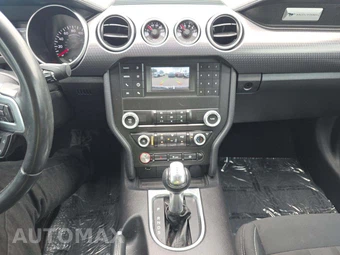 2019 Ford Mustang GT Coupe - miniatura 10