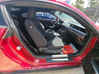 2019 Ford Mustang GT Coupe - miniatura 18