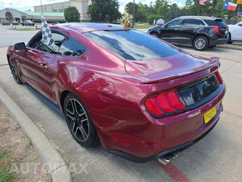 2019 Ford Mustang GT Coupe - miniatura 2