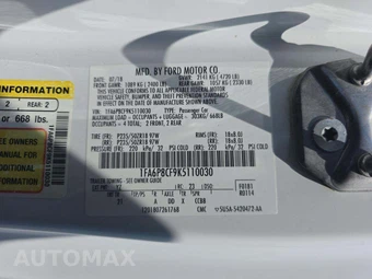 2019 Ford Mustang GT Coupe - miniatura 5