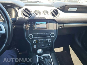 2019 Ford Mustang GT Coupe - miniatura 7
