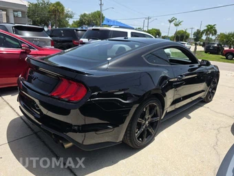 2019 Ford Mustang GT Coupe - miniatura 3