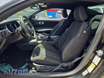 2019 Ford Mustang GT Coupe - miniatura 6