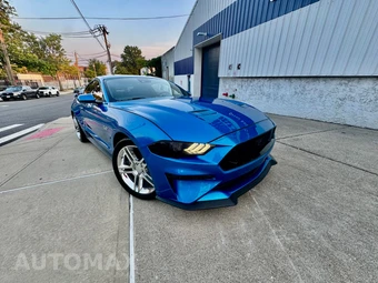 2019 Ford Mustang GT Premium - miniatura 1