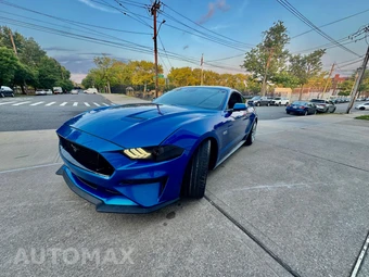 2019 Ford Mustang GT Premium - miniatura 3