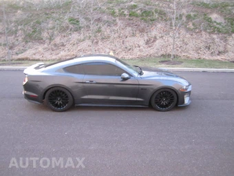 2019 Ford Mustang GT Premium Coupe – miniatura 10