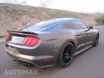 2019 Ford Mustang GT Premium Coupe – miniatura 13