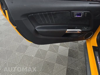 2019 Ford Mustang GT Premium Coupe - miniatura 9