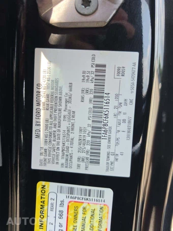 2019 Ford Mustang GT Premium Coupe - miniatura 2