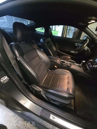 2019 Ford Mustang GT Premium Coupe - miniatura 18