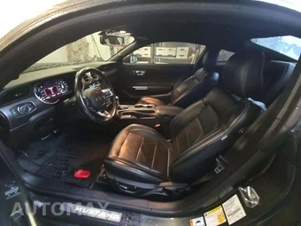 2019 Ford Mustang GT Premium Coupe - miniatura 6