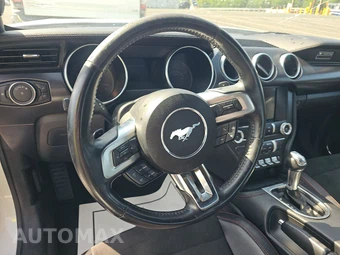 2019 Ford Mustang GT Premium Coupe - miniatura 10
