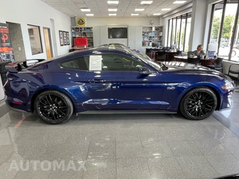 2019 Ford Mustang GT Premium Coupe - miniatura 6