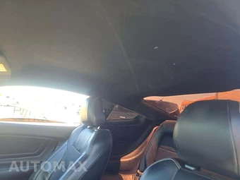 2019 Ford Mustang GT Premium Coupe - miniatura 8