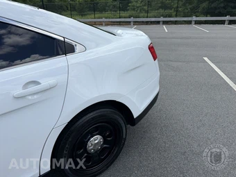 2019 Ford Police Interceptor Sedan - miniatura 15