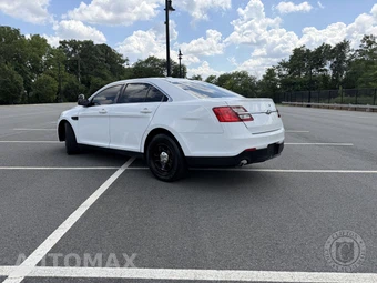 2019 Ford Police Interceptor Sedan - miniatura 2