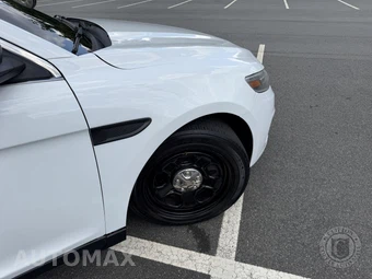 2019 Ford Police Interceptor Sedan - miniatura 24
