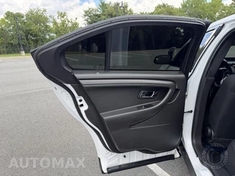 2019 Ford Police Interceptor Sedan - miniatura 32